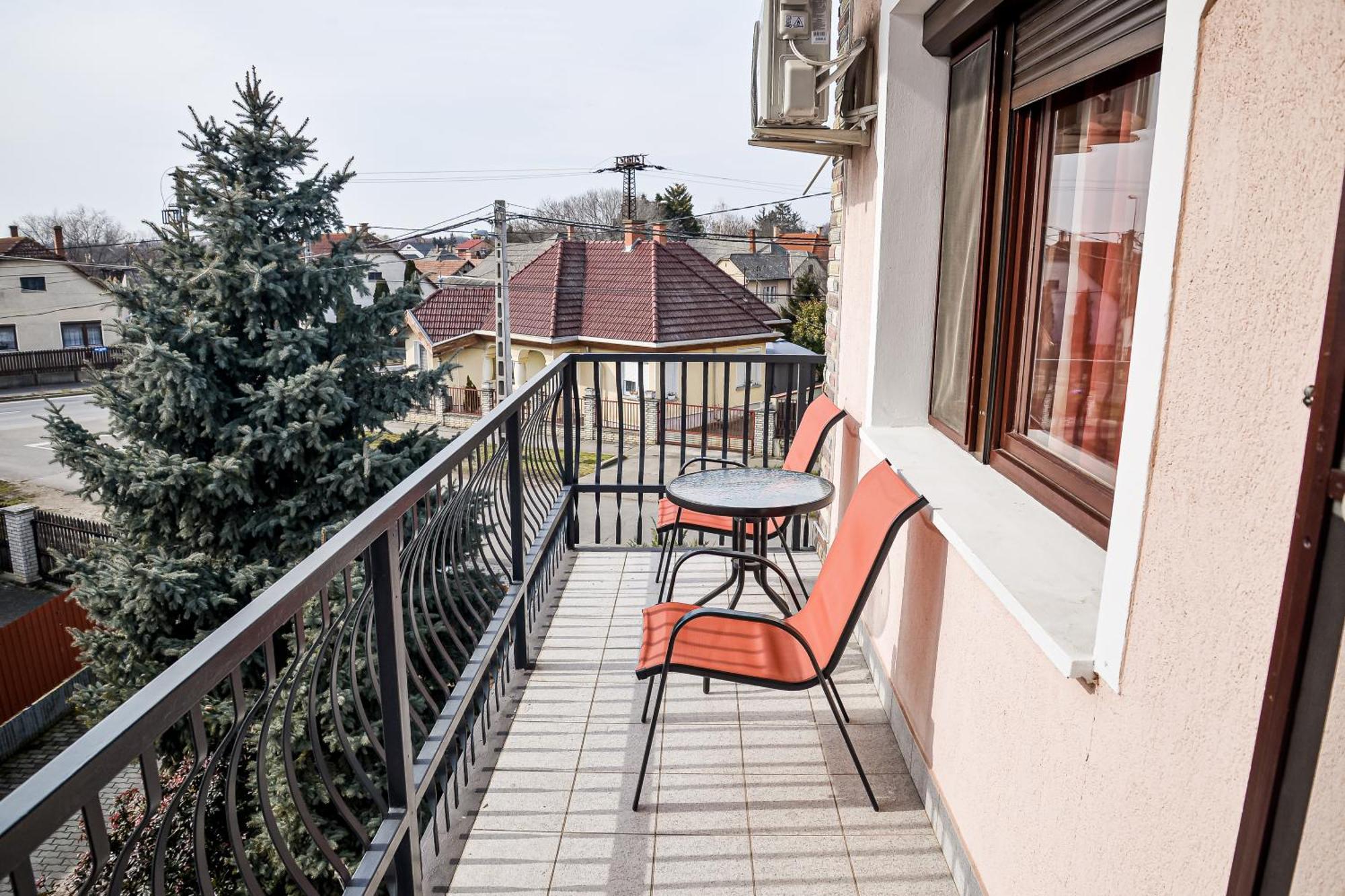 Hajnal Apartman Hajdúszoboszló Екстериор снимка