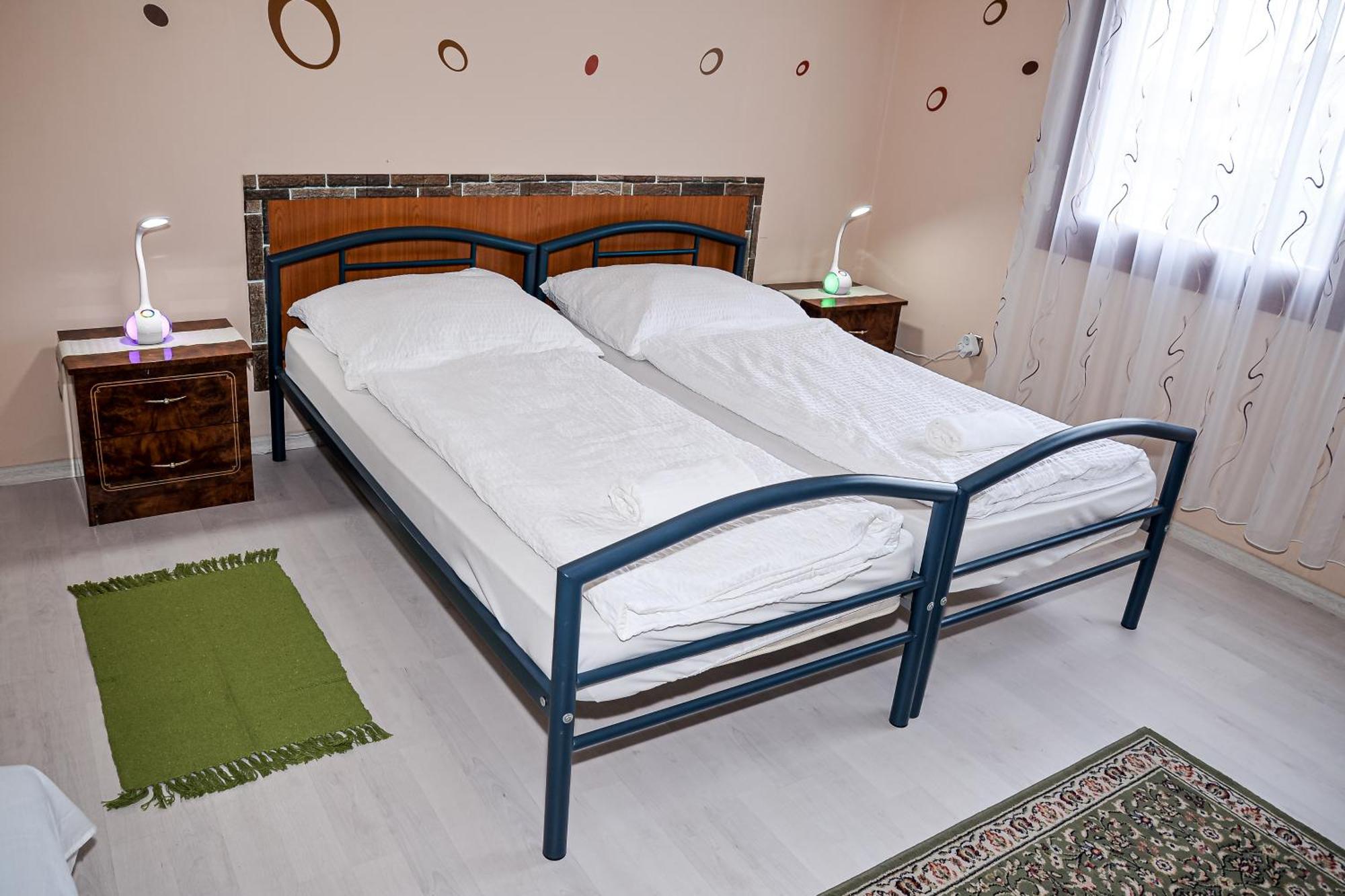 Hajnal Apartman Hajdúszoboszló Екстериор снимка